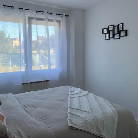 Apartment Chez Claudine Appart Cosy *